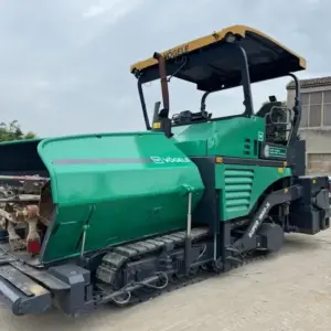 XCMG 1880-3L Asphalt Paver product photo